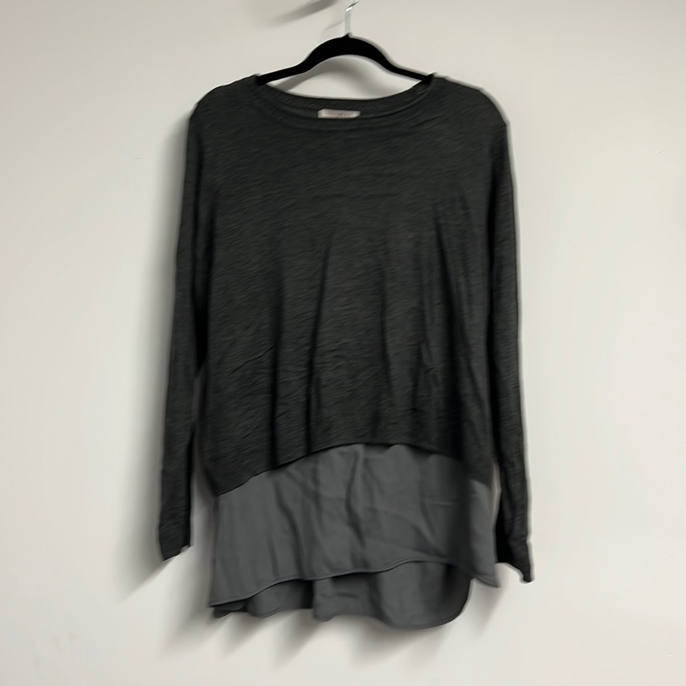 Dressbarn - Roz & Ali Tank with Sweater. New with tags. Gray. Size 1X.